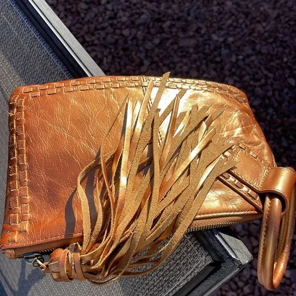 - HOBO Handbag/wristlet - Picture 7 of 8